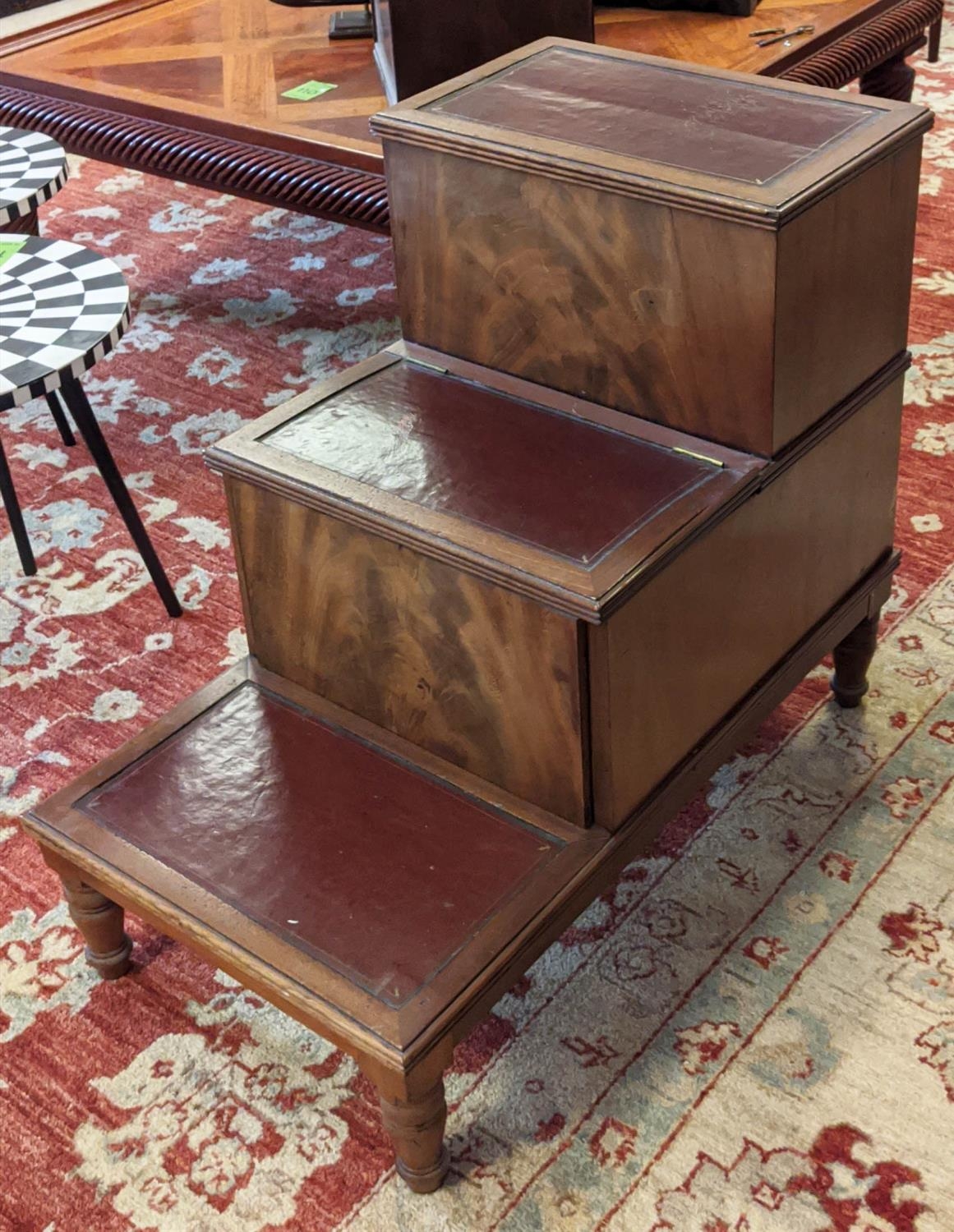 BED STEPS 46cm x 79cm x 70cm H, George IV mahogany with red leather steps and pull out ceramic - Image 3 of 6