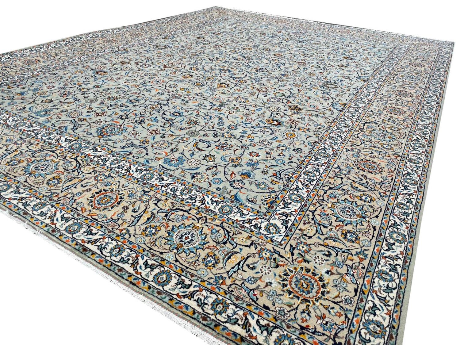 FINE PERSIAN JADE KASHAN CARPET, 440cm x 330cm. - Bild 5 aus 5