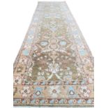 FEREGHAN DESIGN CORRIDOR CARPET, 419cm x 123cm.