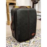 MULBERRY VINTAGE TRAVEL SET, three wheeled suitcases, scotchgrain with contrasting leather handles