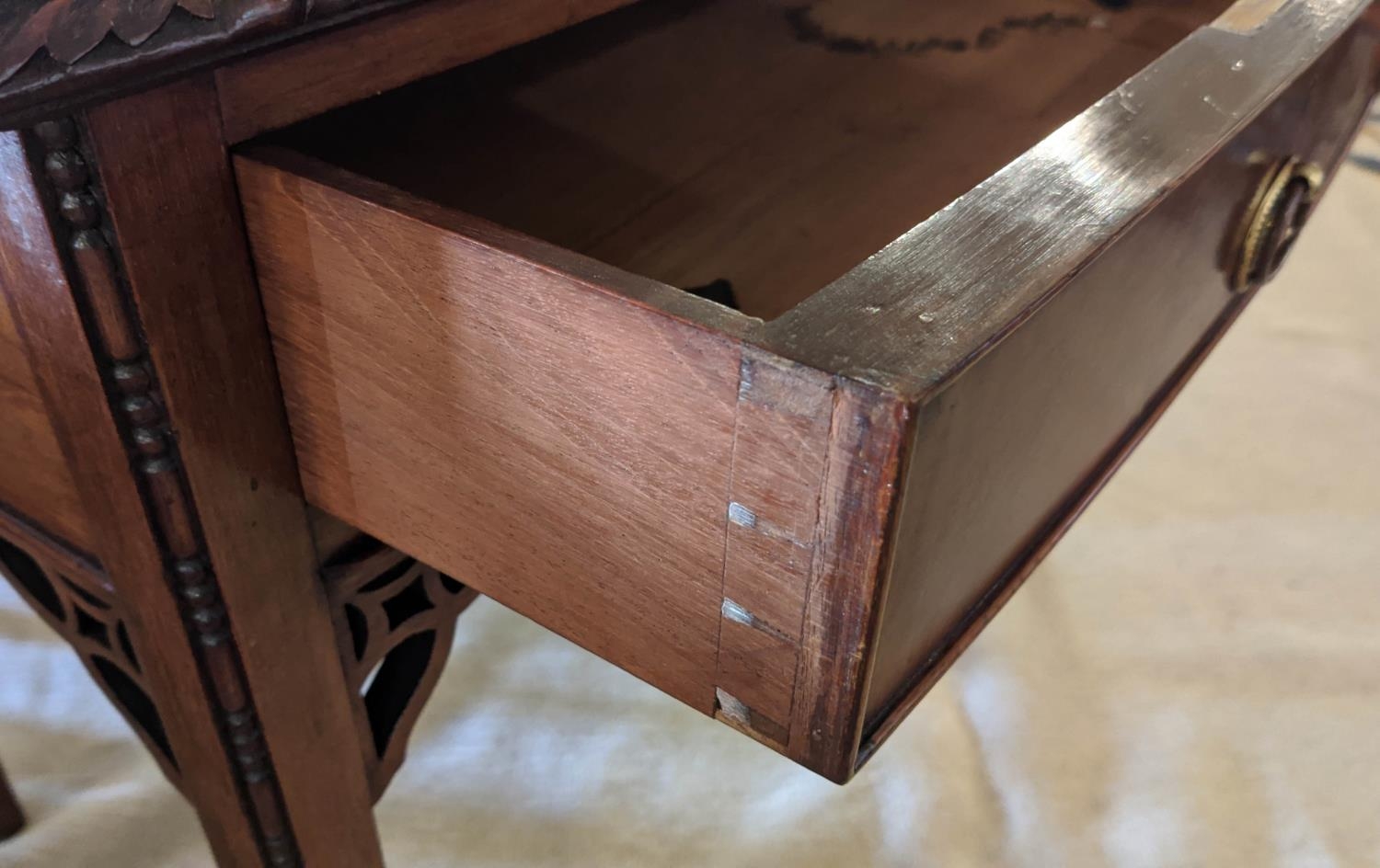 BOWFRONT SIDE TABLE, early 20th century George II style, mahogany with two drawers with leather - Image 5 of 6