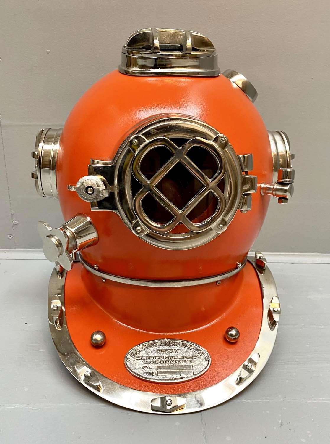 DISPLAY DIVING HELMET, decorative reproduction US navy design, lacquer orange finish, 46cm x 46cm