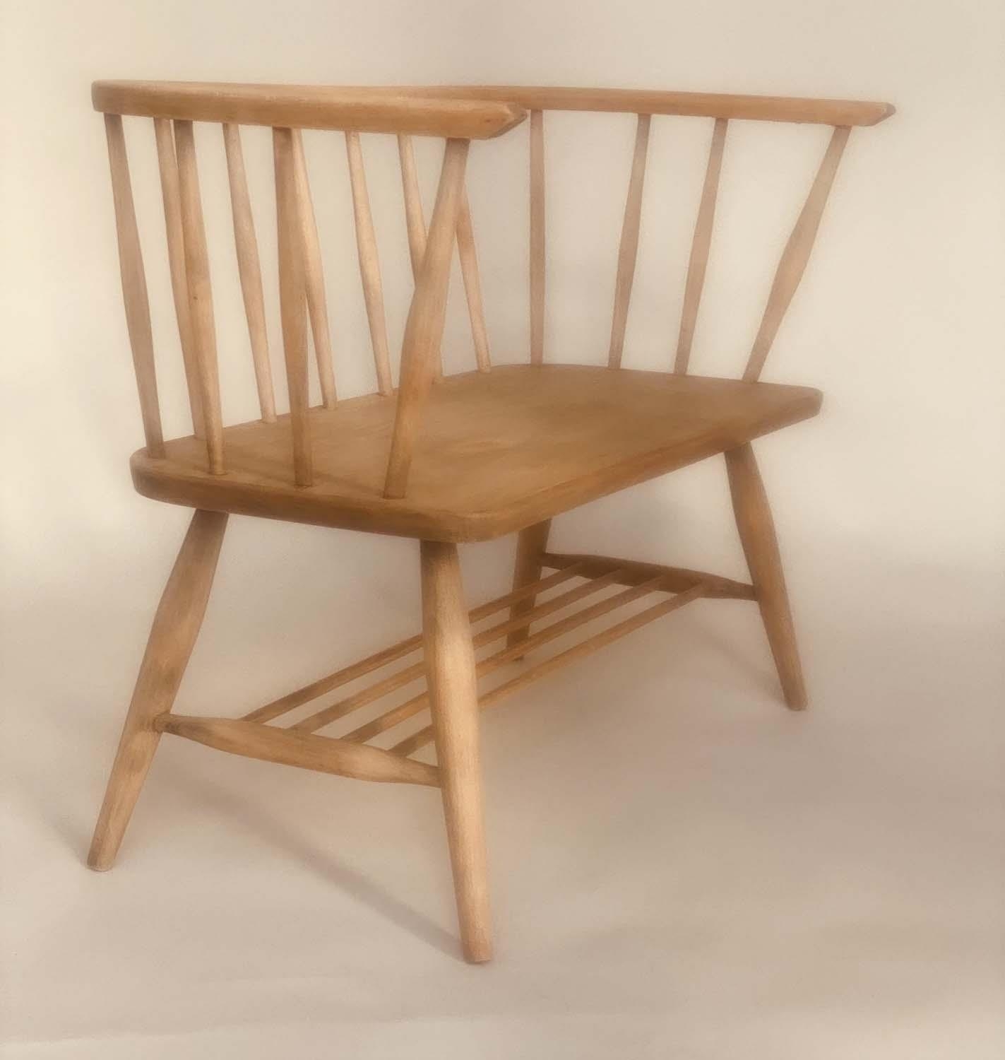 ERCOL STYLE HALL SEAT, mid 20th century elm, with enclosing rail back and solid seat in the manner - Image 3 of 6