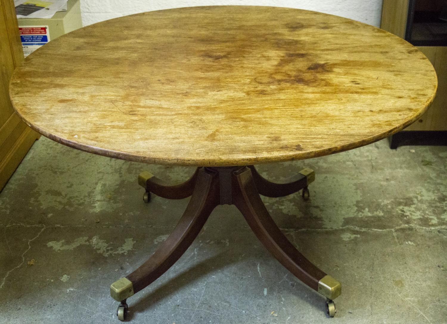 BREAKFAST TABLE, 68cm H x 119cm x 123cm, early 19th century, George III mahogany, with oval tilt top