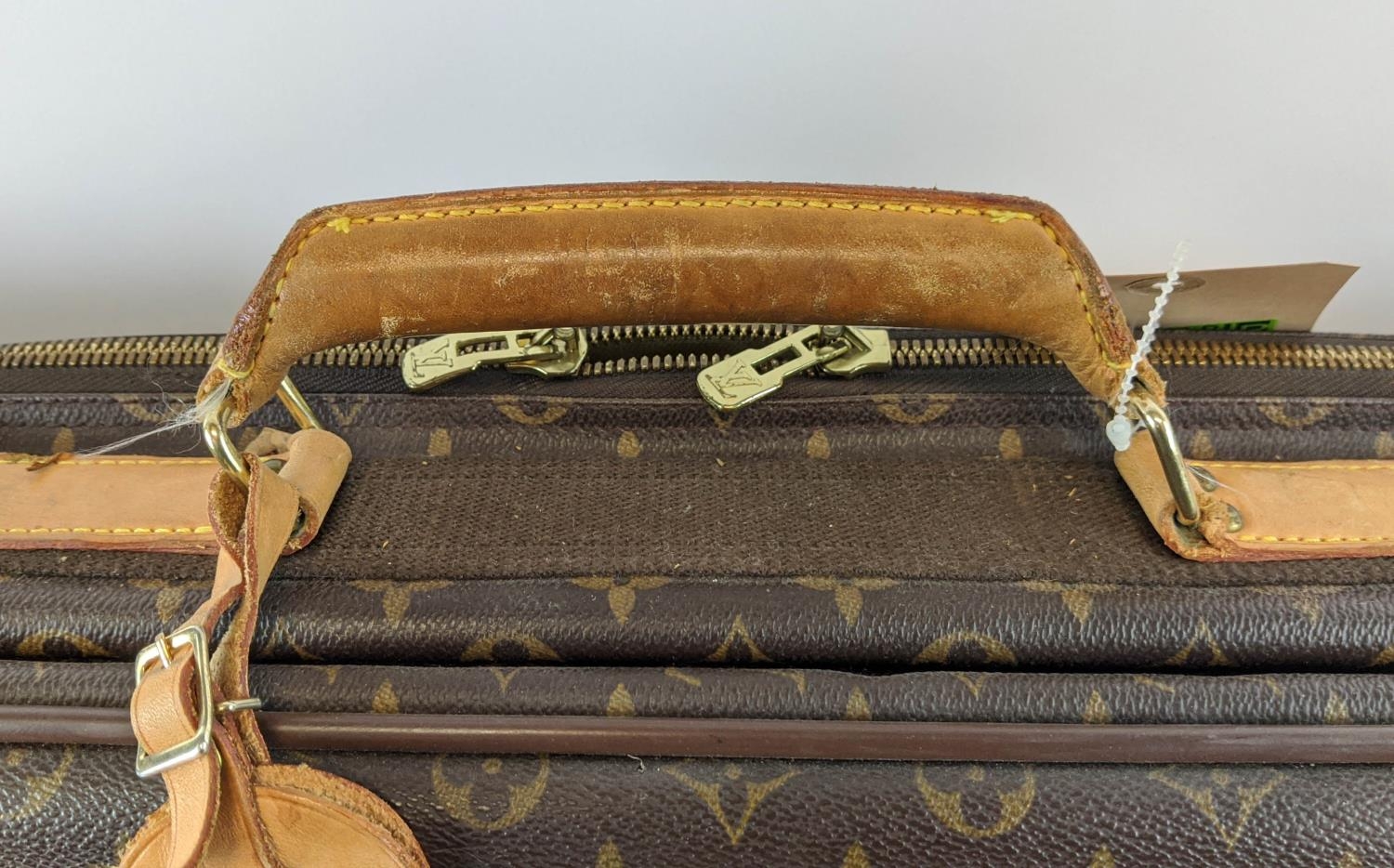 LOUIS VUITTON SATELLITE 70 SUITCASE, monogram canvas and leather, brass hardware, double buckle - Image 3 of 12