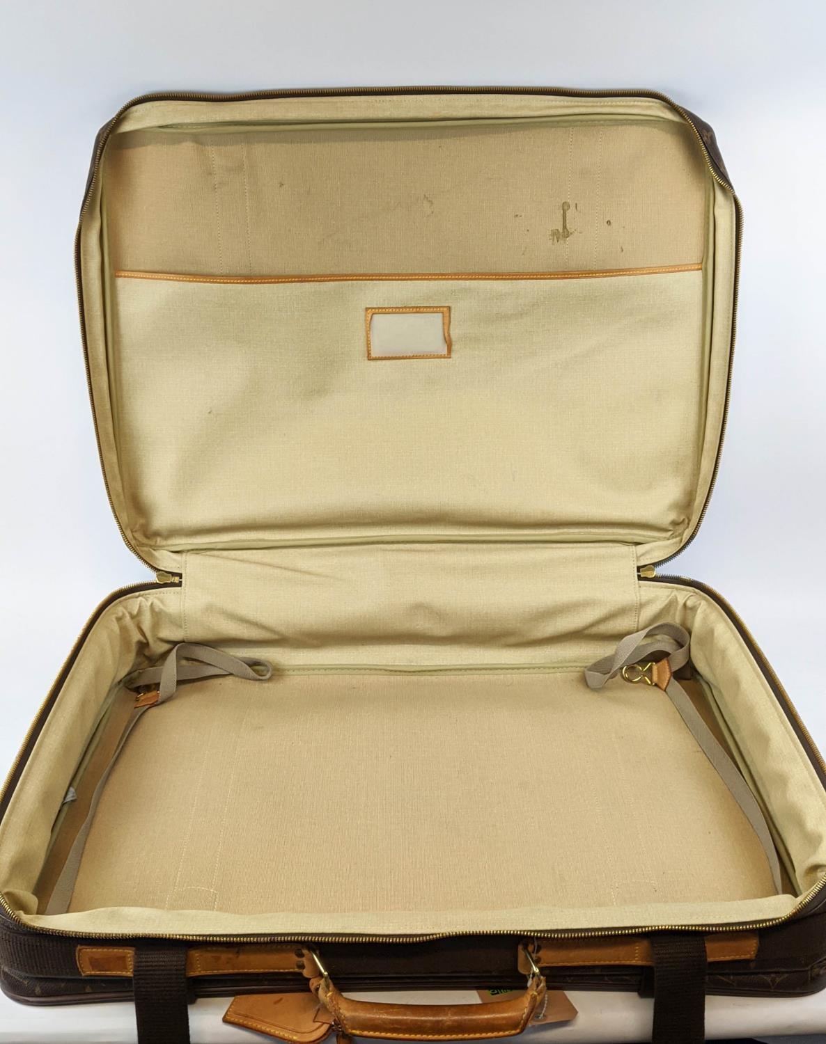 LOUIS VUITTON SATELLITE 70 SUITCASE, monogram canvas and leather, brass hardware, double buckle - Image 10 of 12