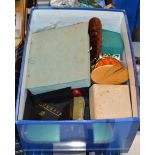 BOX WITH LARGE QUANTITY OF COSTUME JEWELLERY