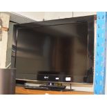 LG LCD TV WITH REMOTE