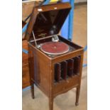 VINTAGE MAHOGANY CASED GRAMOPHONE