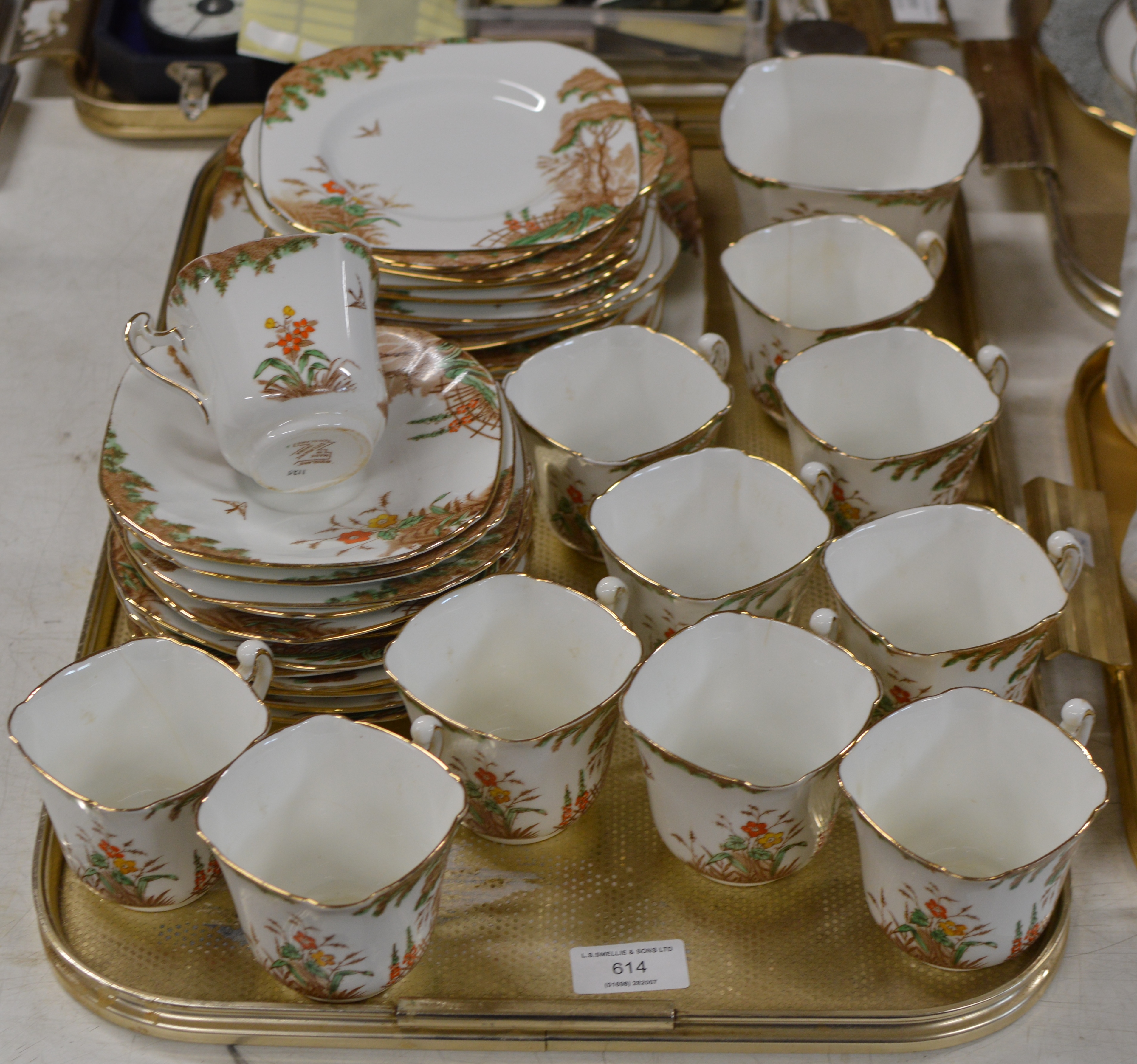 TRAY WITH QUANTITY DELPHINE "WOODLAND" TEA WARE