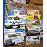 17 VARIOUS VINTAGE BOXED MODEL KITS, HELLER, AMT, MONOGRAM ETC