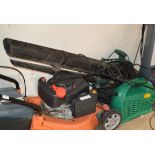 PRESSURE WASHER & GARDEN VACUUM