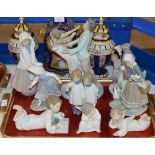 TRAY WITH VARIOUS FIGURINE ORNAMENTS, LLADRO & NAO