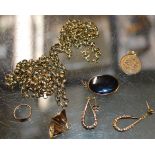 ASSORTED 9 CARAT GOLD JEWELLERY - APPROXIMATE COMBINED WEIGHT = 42.6 GRAMS