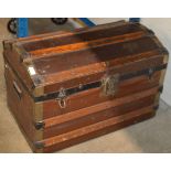 VINTAGE TRUNK