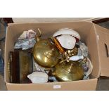 BOX WITH VARIOUS BRASS WARE, PUB WARE ETC