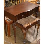REPRODUCTION MAHOGANY 2 DRAWER CONSOLE TABLE