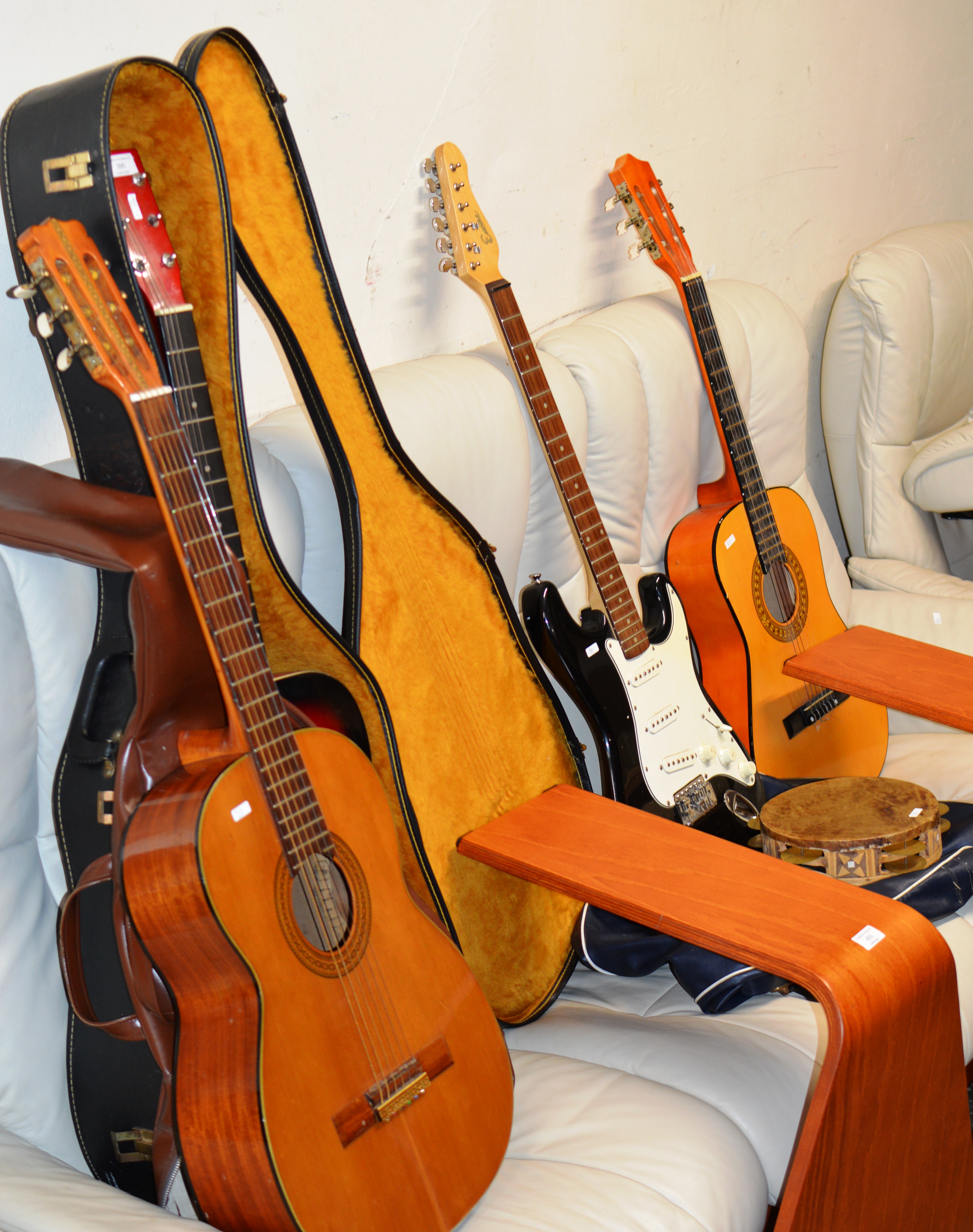 3 VARIOUS ACOUSTIC GUITARS, ELECTRIC GUITAR & 2 TAMBOURINES