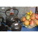 2 CAST IRON KETTLES & ITALIAN POTTERY FRUIT DISPLAY