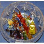 FRUIT BOWL WITH VARIOUS GLASS ANIMAL ORNAMENTS