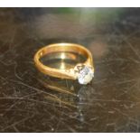 DIAMOND SOLITAIRE RING ON 18 CARAT GOLD BAND, APPROXIMATELY 0.3 CARATS & WEIGHT = 3.2 GRAMS