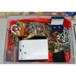 BOX WITH LARGE QUANTITY VARIOUS COSTUME JEWELLERY