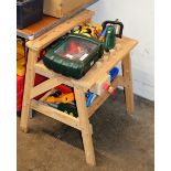 NOVELTY CHILDS WORKBENCH WITH TOOLS