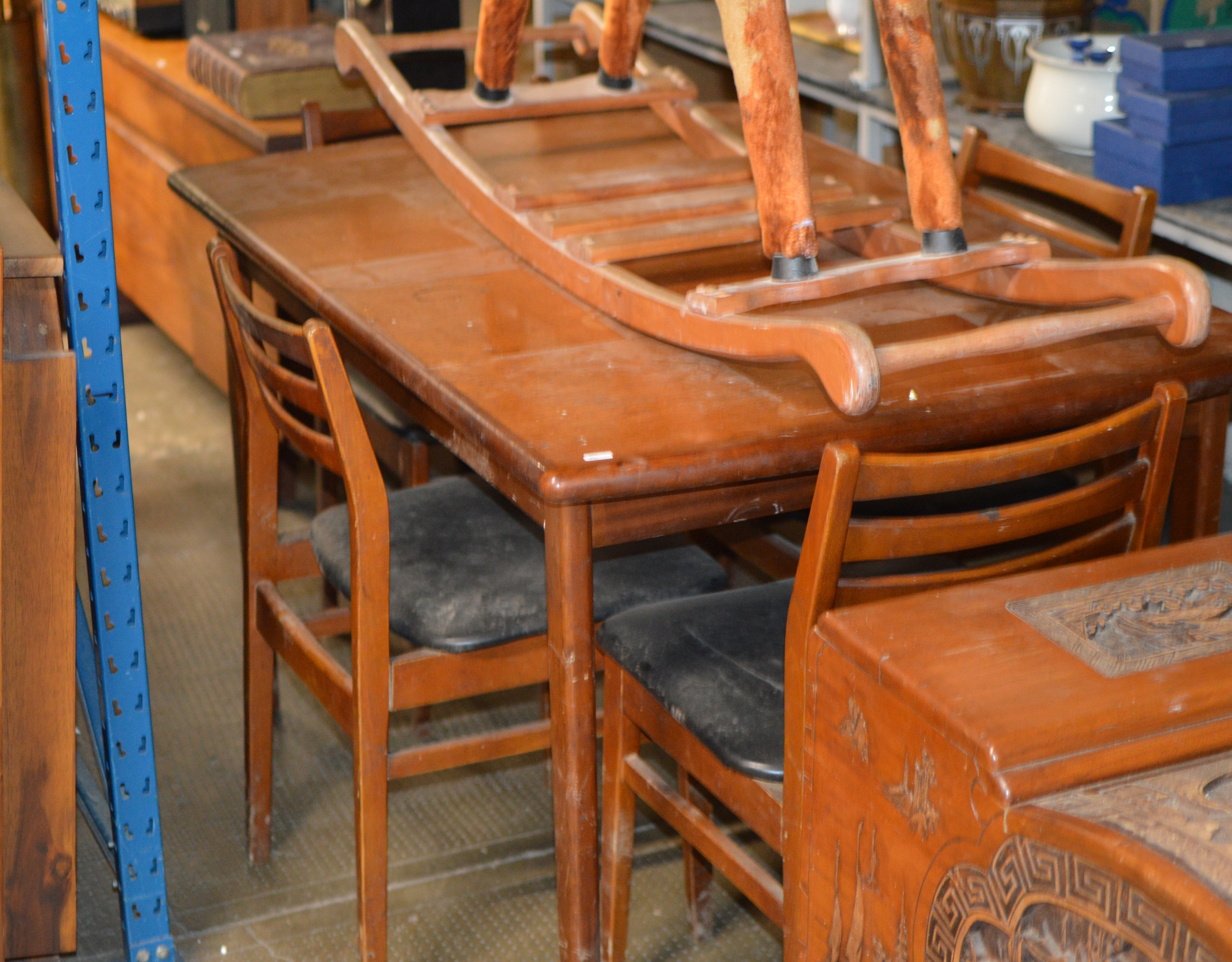 6 PIECE MID-CENTURY TEAK DINING ROOM SET COMPRISING SIDEBOARD, TABLE & 4 CHAIRS