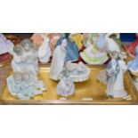 TRAY WITH VARIOUS LLADRO FIGURINE ORNAMENTS