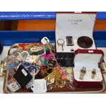 TRAY WITH LARGE QUANTITY ASSORTED COSTUME JEWELLERY