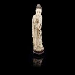 CHINESE CARVED IVORY FIGURE OF A LADY