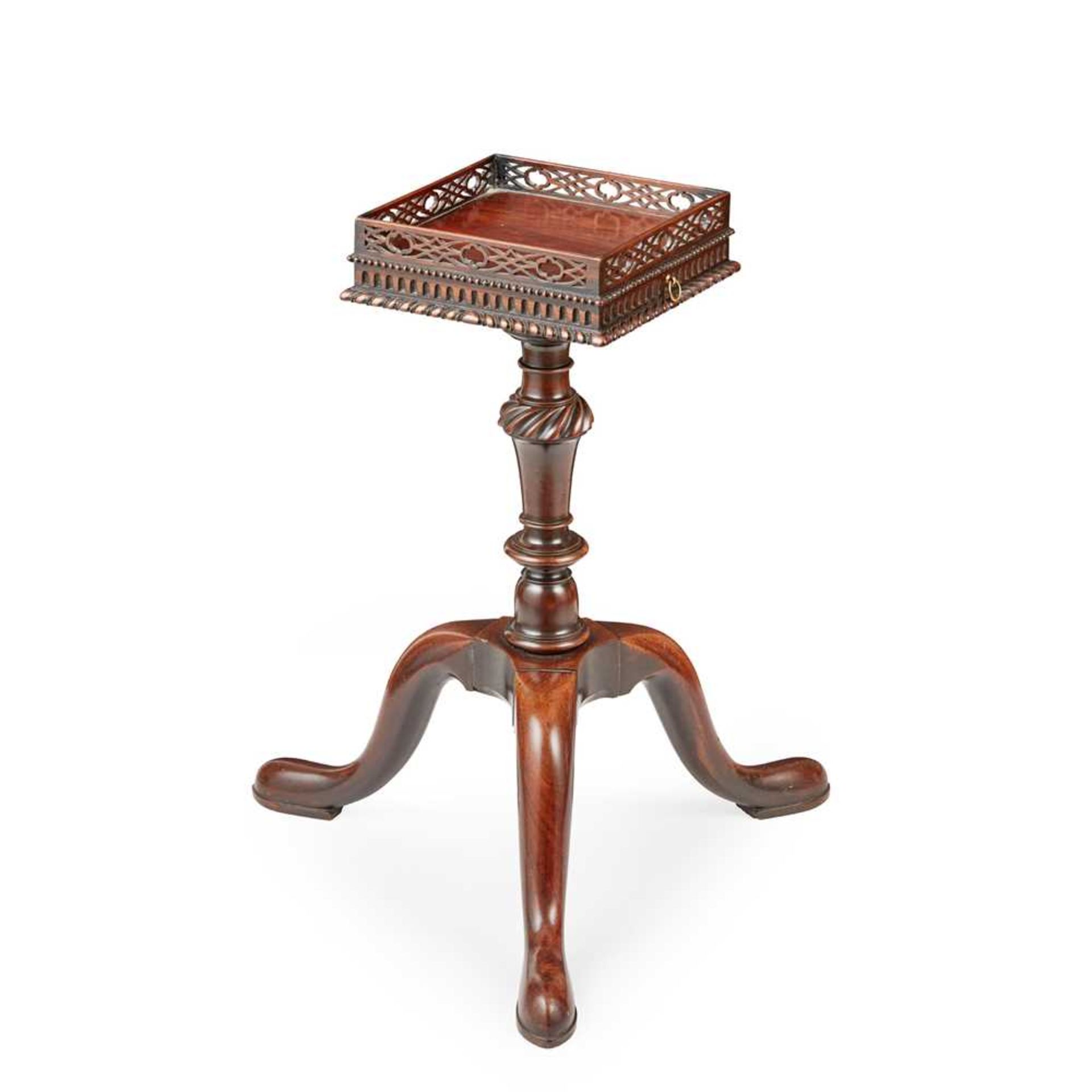 LATE GEORGE II MAHOGANY KETTLE STAND MID 18TH CENTURY