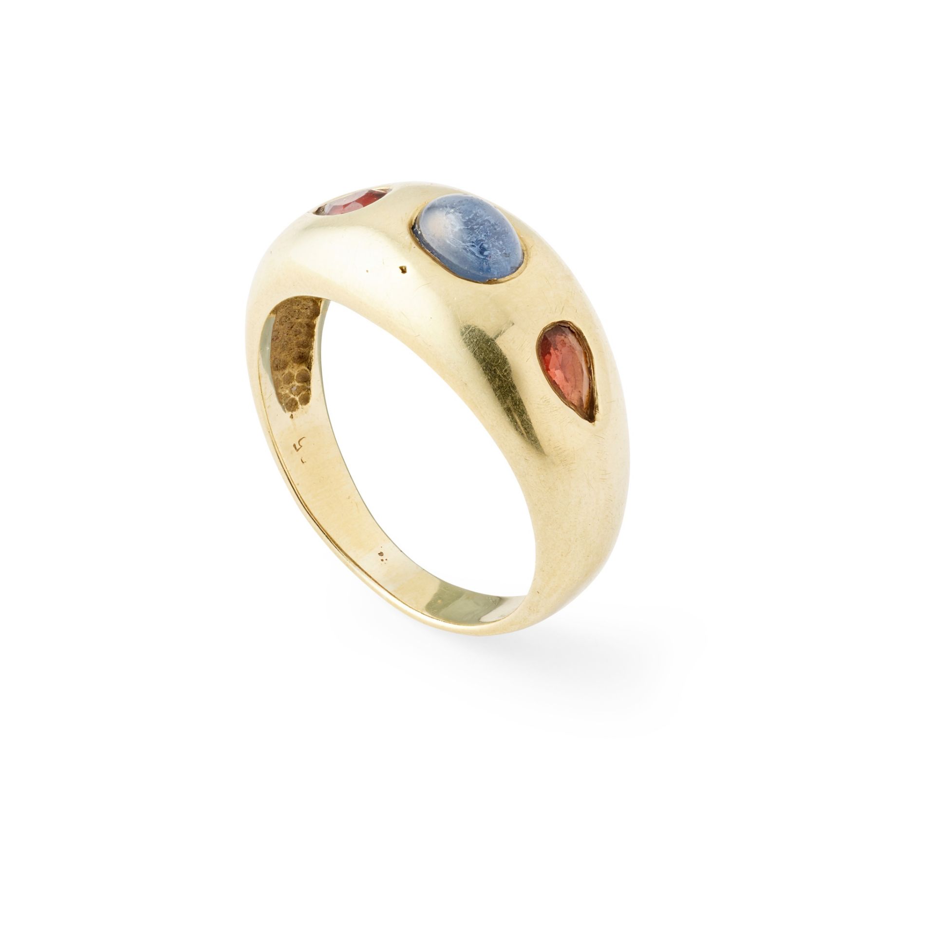 A sapphire and garnet ring