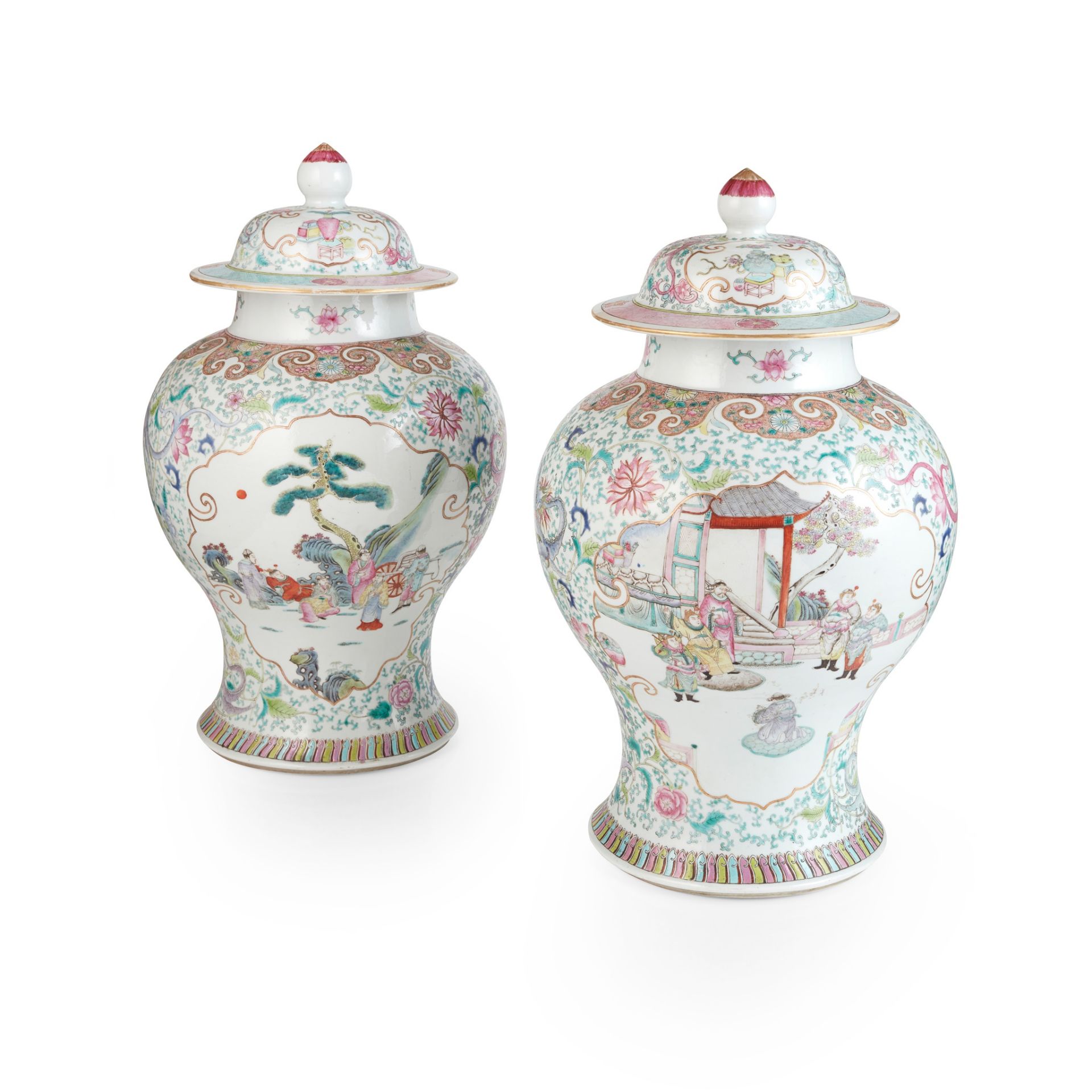 PAIR OF FAMILLE ROSE BALUSTER VASES WITH COVERS QIANLONG MARK BUT 19TH-20TH CENTURY - Bild 2 aus 2