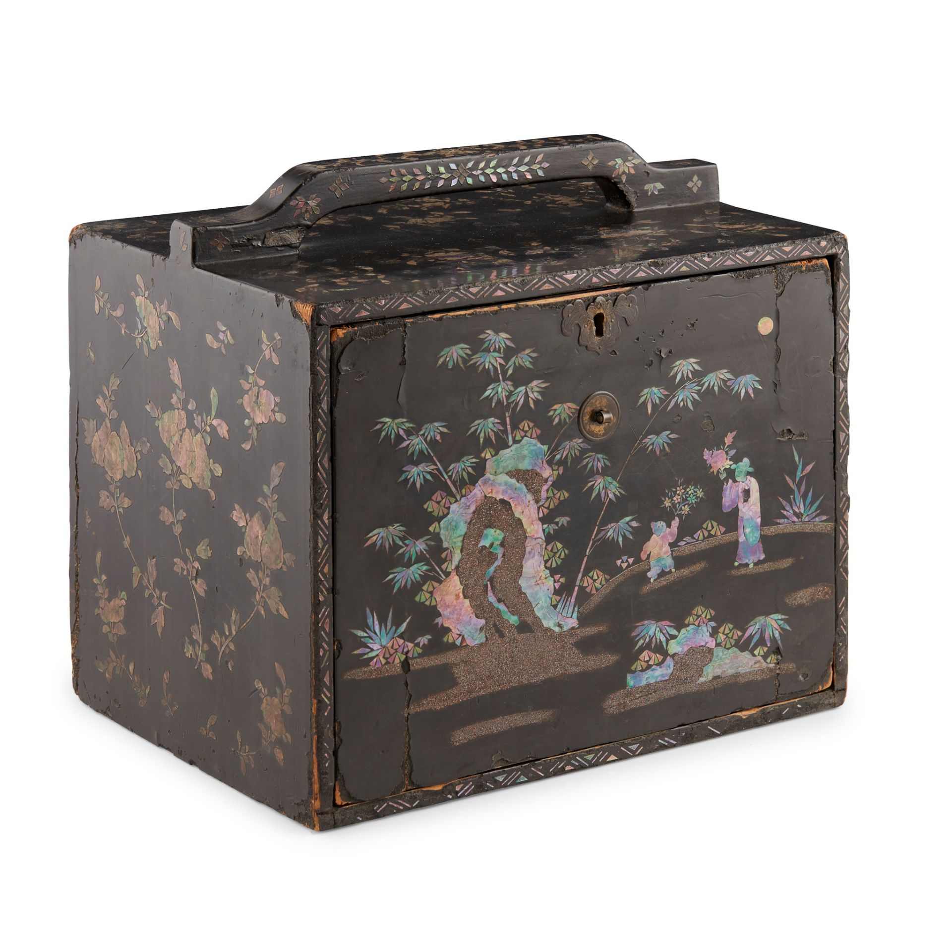 MOTHER-OF-PEARL INLAID BLACK LACQUER CHEST LATE QING DYNASTY-REPUBLIC PERIOD, 19TH-20TH CENTURY