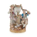 MEISSEN FIGURE GROUP OF LOVERS LATE 19TH CENTURY