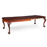 GEORGIAN STYLE MAHOGANY EXTENDING DINING TABLE EARLY 20TH CENTURY