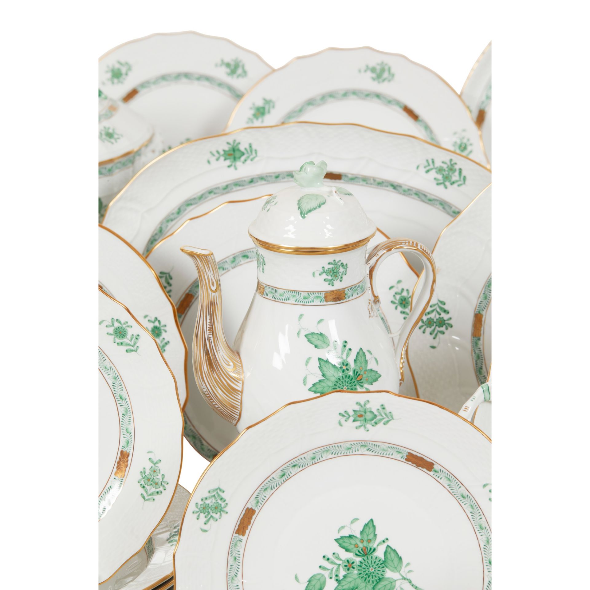 EXTENSIVE HEREND GREEN 'CHINESE BOUQUET' (APPONYI) PATTERN DINNER SERVICE 20TH CENTURY - Image 3 of 4