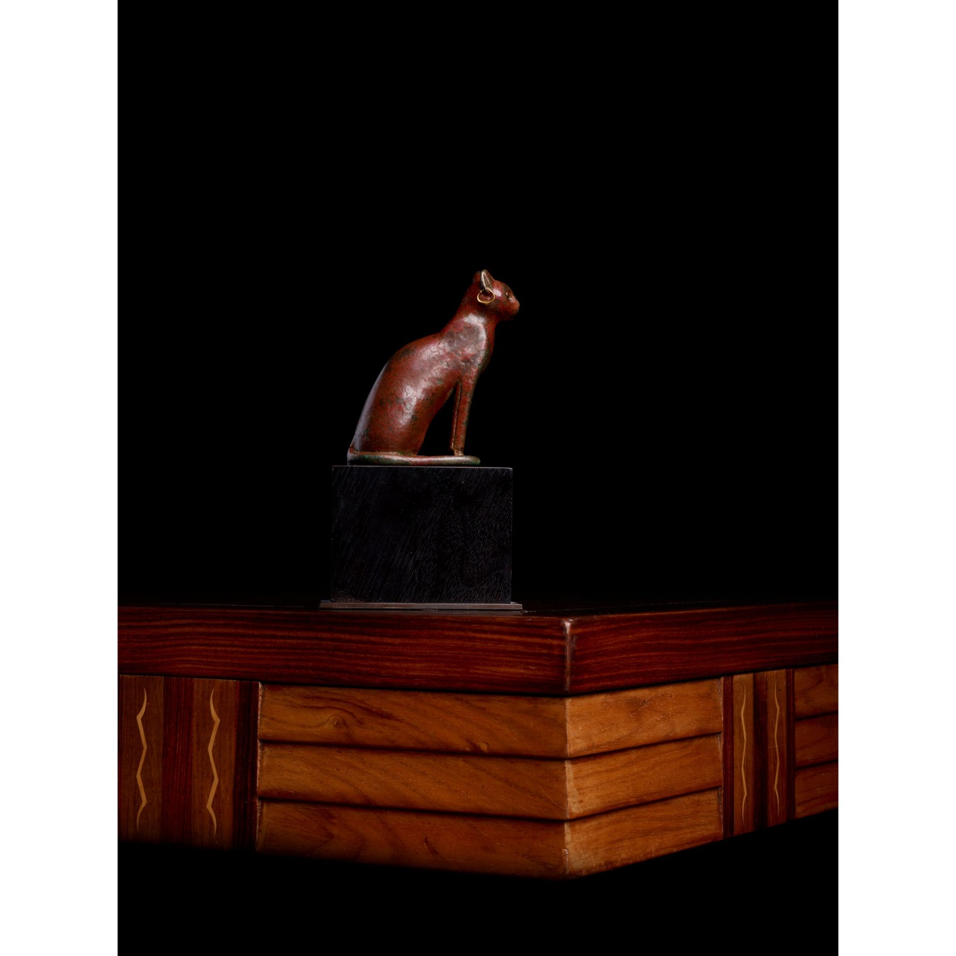 ANCIENT EGYPTIAN BRONZE CAT EGYPT, 21ST - 26TH DYNASTY, c. 1075-525 B.C. - Image 3 of 3