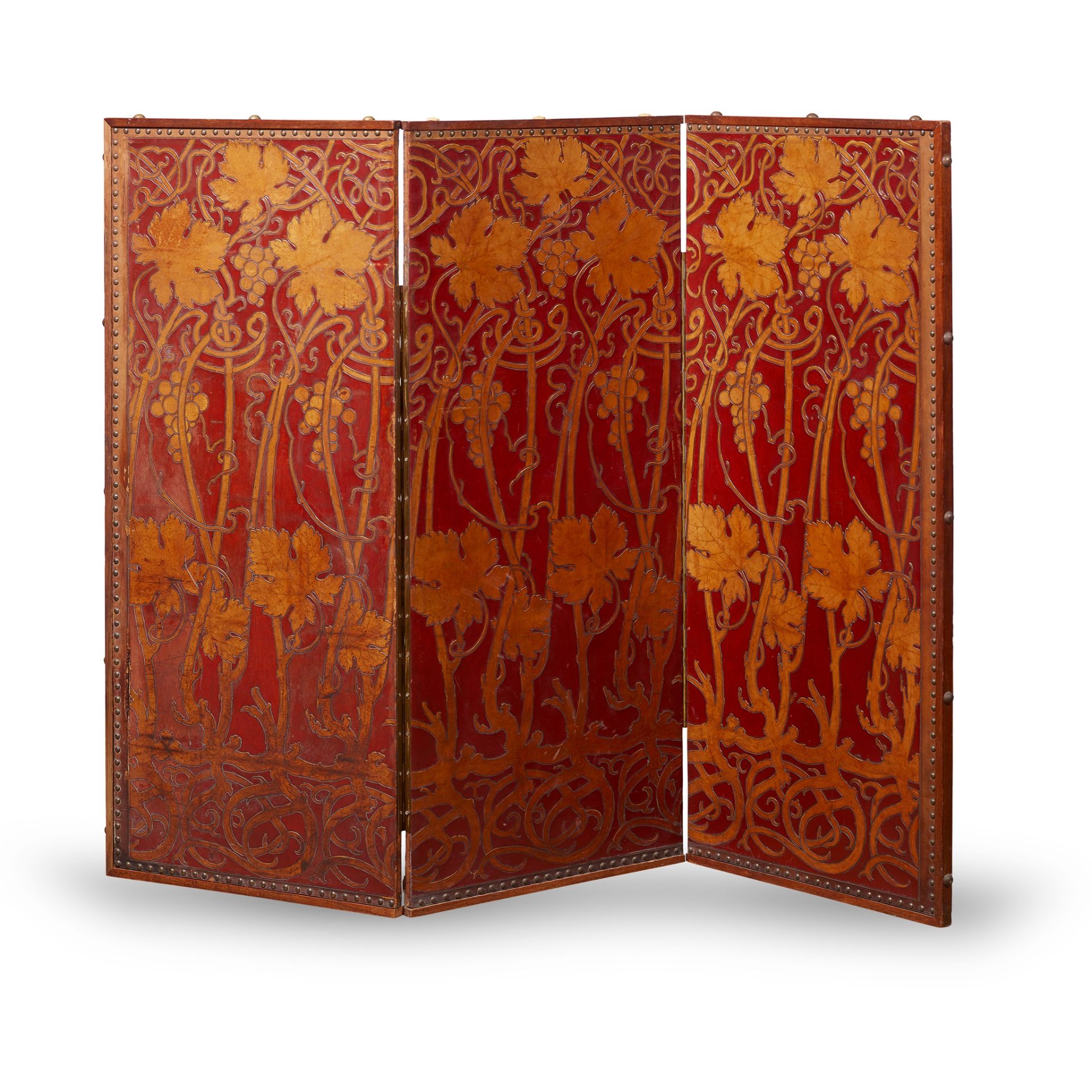 MANNER OF GEORG HULBE CONTINENTAL THREE-FOLD DRAUGHT SCREEN, CIRCA 1900