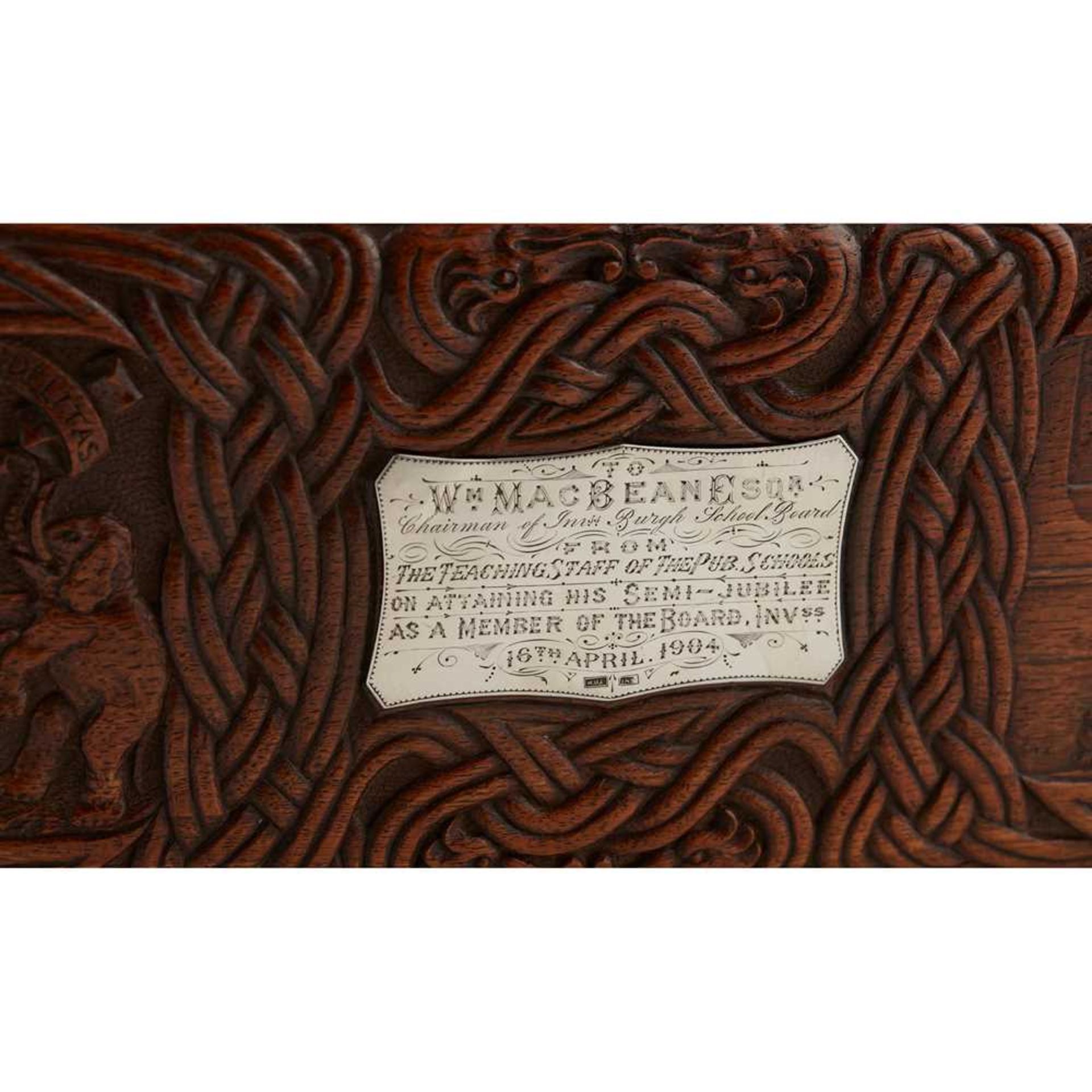 INVERNESS - A SCOTTISH PROVINCIAL CARVED OAK SCROLL BOX WILLIAM REID CHRISTIE - Image 2 of 3