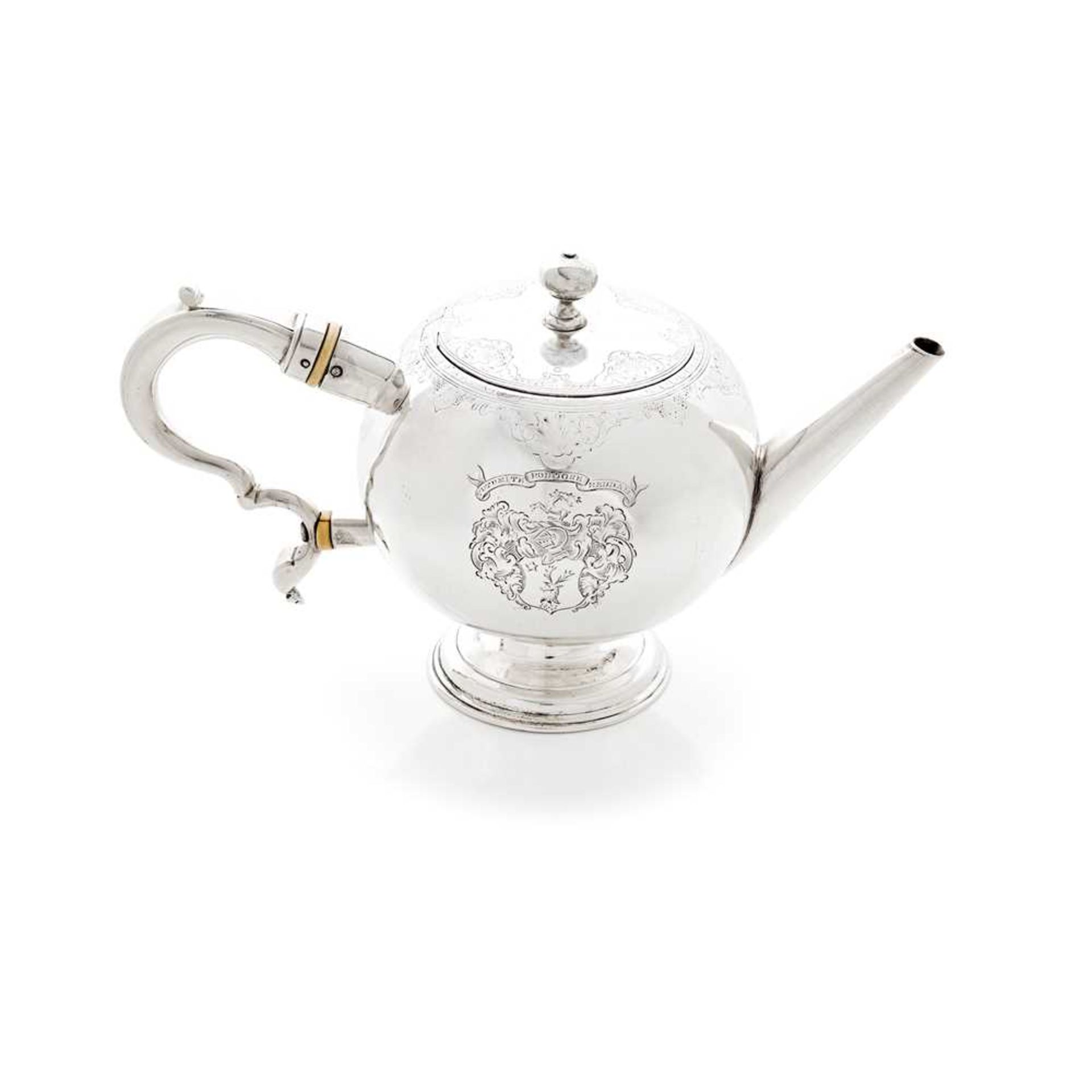 Y A GEORGE II BULLET TEAPOT DOUGAL GED, EDINBURGH 1736