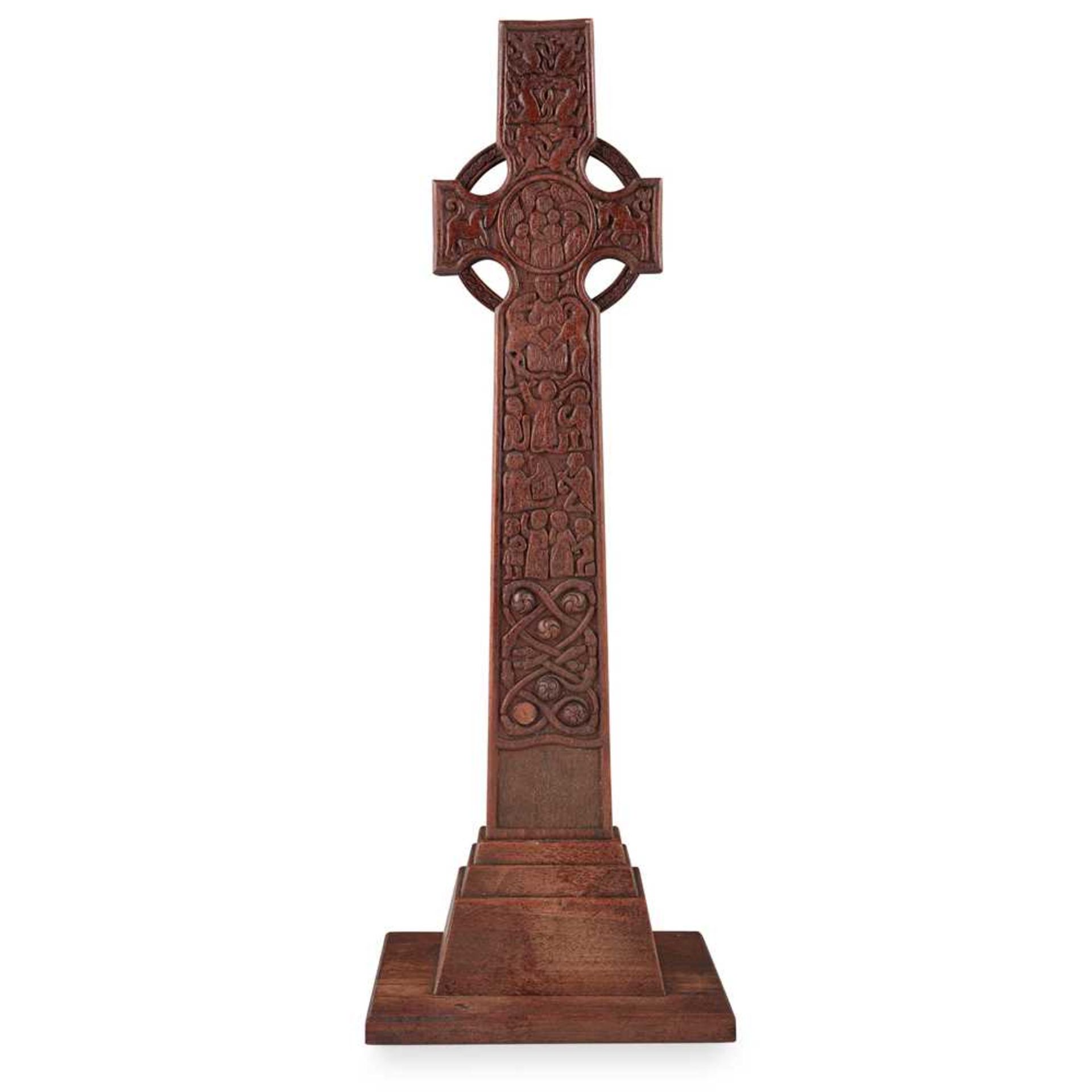 IONA - A SCOTTISH PROVINCIAL LARGE OAK ST. MARTIN'S STANDING CROSS ALEXANDER RITCHIE - Bild 2 aus 4