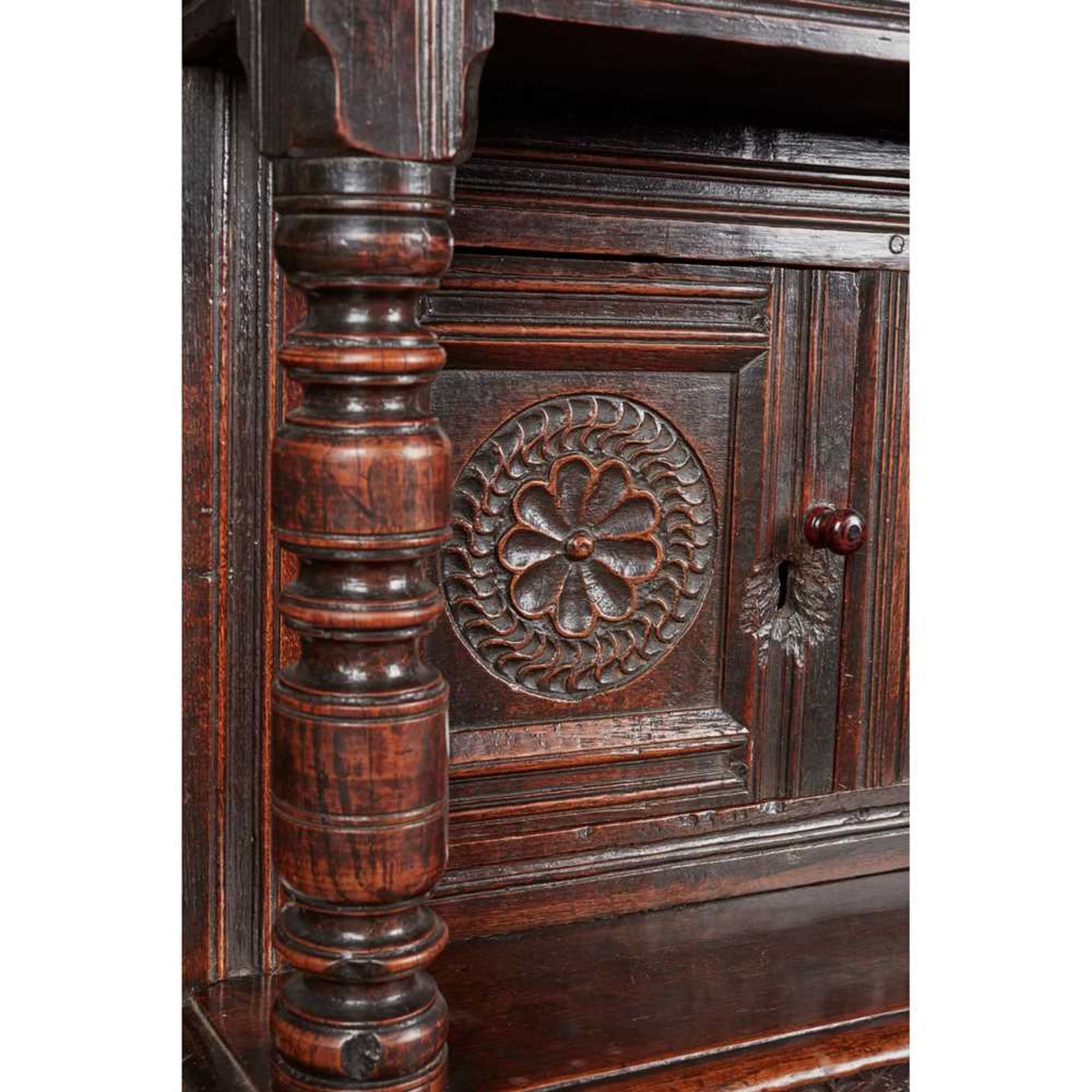 OAK COURT CUPBOARD LATE 17TH CENTURY - Image 5 of 5