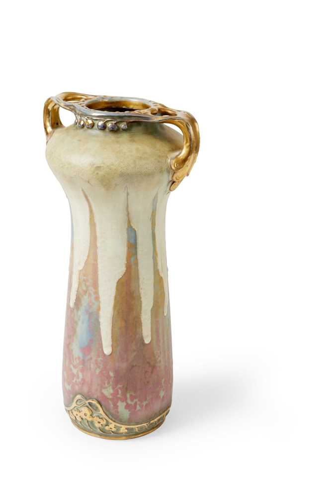 AMPHORA TWIN-HANDLED VASE, CIRCA 1910 - Bild 8 aus 9