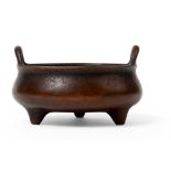 BRONZE TRIPOD CENSER XUANDE MARK, LATE MING TO QING DYNASTY, 17TH CENTURY