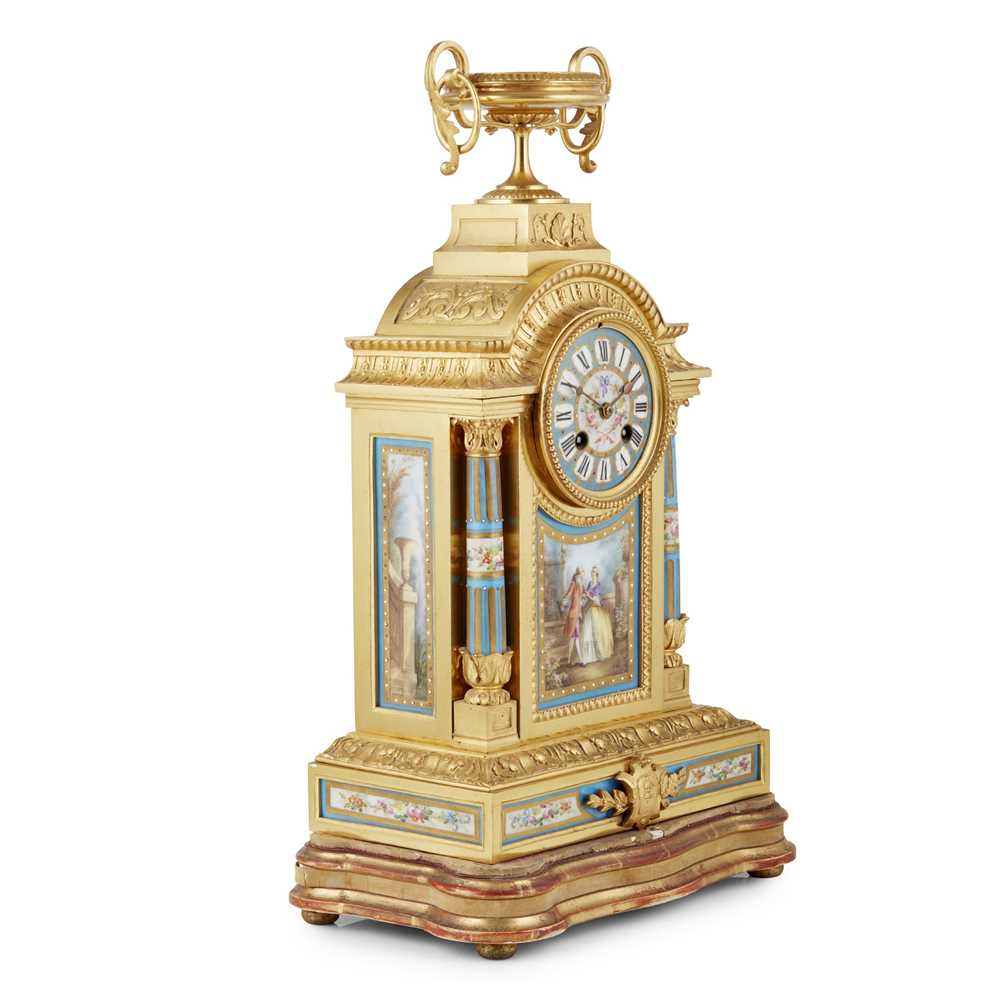 FRENCH PORCELAIN AND GILT BRONZE MANTEL CLOCK 19TH CENTURY - Image 2 of 4