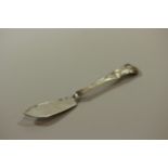 An Edwardian Sterling Silver, Kings pattern Fish Knife. Wakely & Wheeler (James Wakely & Frank