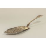 AN Early Victorian Sterling Silver Fiddle pattern Fish Slice. William Eaton. London 1843. 30.5cm