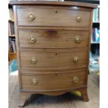 Small bow front chest of drawers. 79cm x 62cm x 50cm.